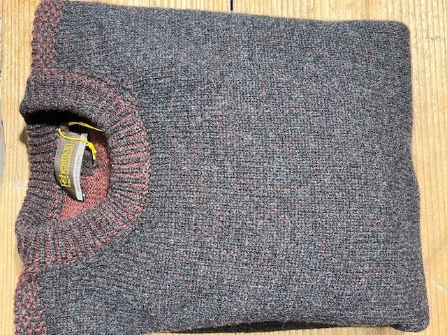 Fisherman out of Ireland Crew Neck met Seed Stitch Dark Umber Fisherman out of Ireland Crew Neck met Seed Stitch Dark Umber