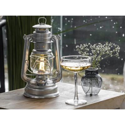 Foto van Feuerhand Stormlamp LED Verzinkt