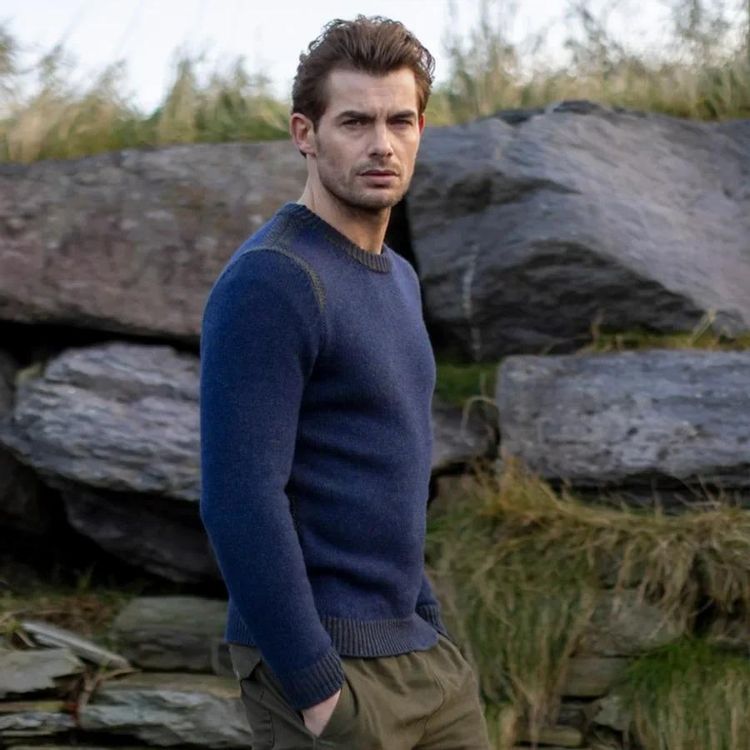 Fisherman out of Ireland Crew Neck met Seed Stitch Indigo Fisherman out of Ireland Crew Neck met Seed Stitch Indigo