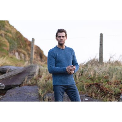 Fisherman out of Ireland Roll Neck Trui Denim Foto van Fisherman out of Ireland Roll Neck Trui Denim