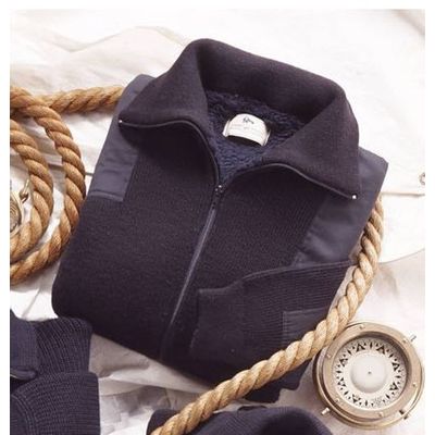 Roosenstein-Wolke gevoerd vest Foto van Roosenstein-Wolke gevoerd vest