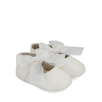 Mayoral 9284 babyschoenen wit Afbeelding van Mayoral 9284 babyschoenen wit