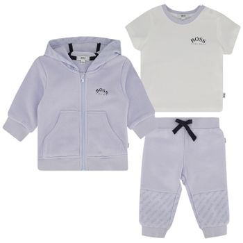 Boss J98277 baby joggingpak licht blauw Afbeelding van Boss J98277 baby joggingpak licht blauw