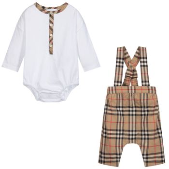 Burberry 8033129 boxpakje wit Afbeelding van Burberry 8033129 boxpakje wit