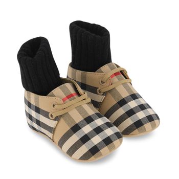 Burberry 8041010 babysneakers beige Afbeelding van Burberry 8041010 babysneakers beige