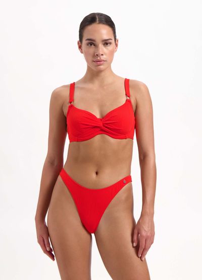 Foto van Beachlife Fiery Red shaping beugel bikinitop