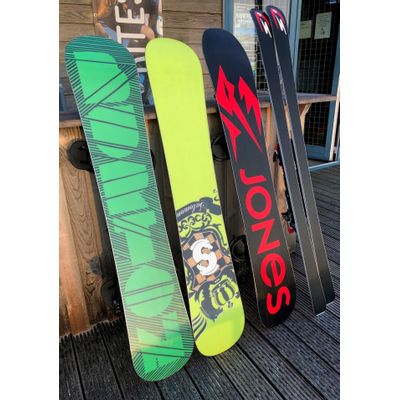 Snowboard en ski's laten waxen en slijpen 