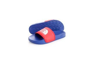 Foto van The North Face Slippers Mens Base Camp Slide III TNF Blue/Horizon Red NF0A4T2RZ451