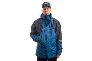 Foto van The North Face Jas M MTN LIGHT DRYVENT INS MONTEREY BLUE NF0A3XY5BH71