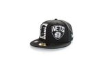 Afbeelding van New Era Fitted Cap BROOKLYN NETS NBA22 DRAFT BLACK/BLACK/WHITE NE60243042