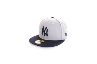 Foto van New Era Fitted Cap NEW YORK YANKEES SIDE PATCH 59FIFTY GRAY NE60240482