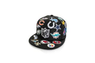 Foto van New Era Fitted Cap NEW ERA NFL ALL OVER PATCH 59FIFTY NFL ALL OVER BLACK NE60285199