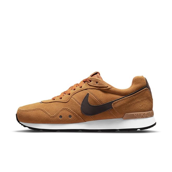 Afbeelding van Nike Venture Runner Suede Cider Brown