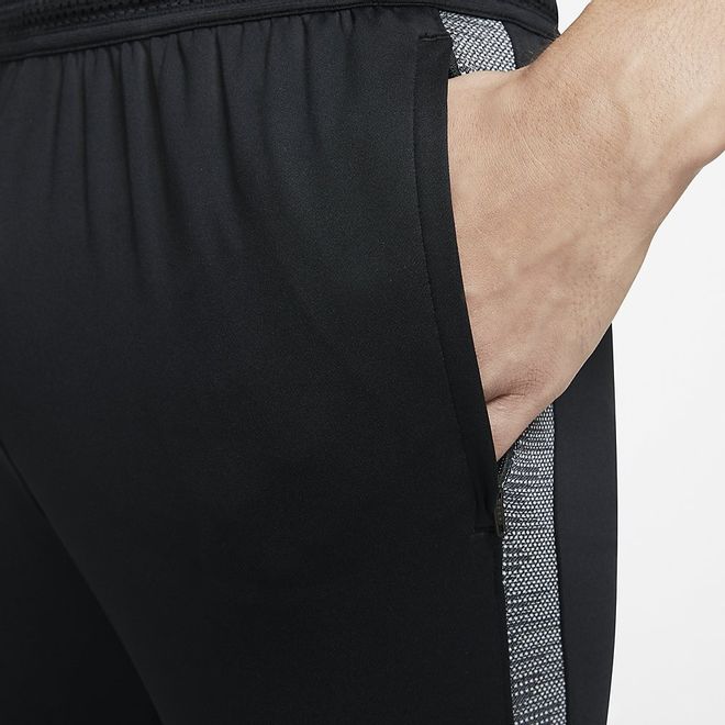 Afbeelding van Nike Breathe Strike Drill Set Black-Wolf Grey