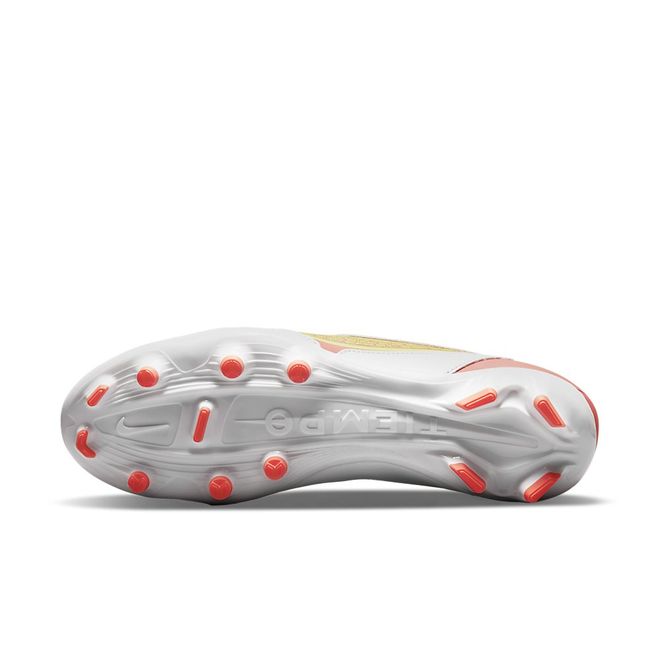 Afbeelding van Nike Tiempo Legend 9 Club MG White Bright Crimson