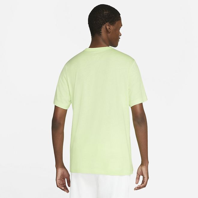 Afbeelding van Nike Sportswear Club T-Shirt Lite Liquid Lime
