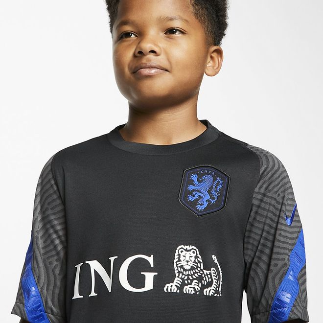 Afbeelding van Nederlands Elftal Strike Short Set Kids Zwart