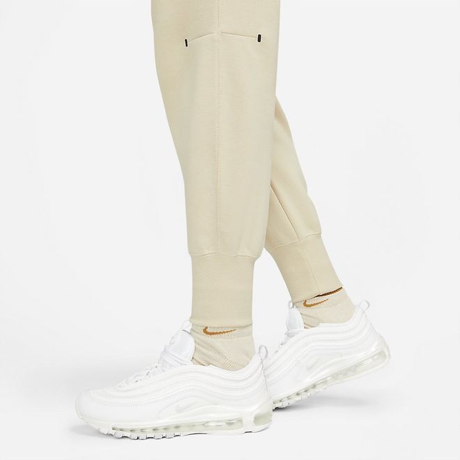 Afbeelding van Nike Tech Fleece Pant Rattan