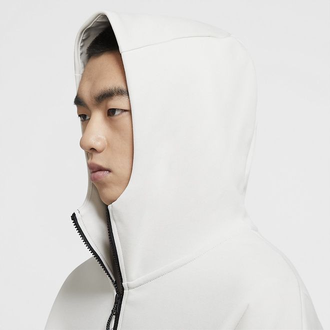 Afbeelding van Nike Sportswear Tech Fleece Hoodie Light Bone