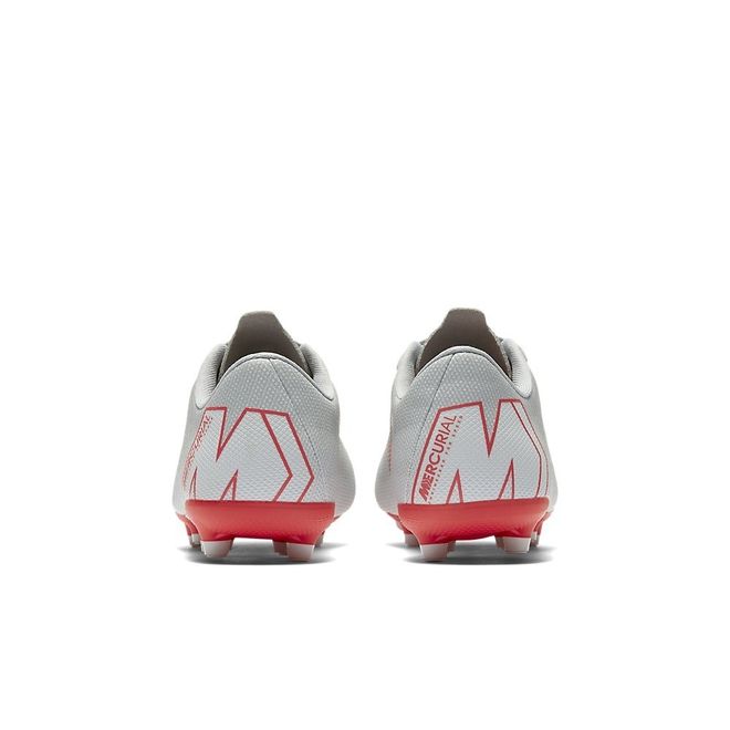 Afbeelding van Nike Vapor 12 Academy GS MG Kids Grijs