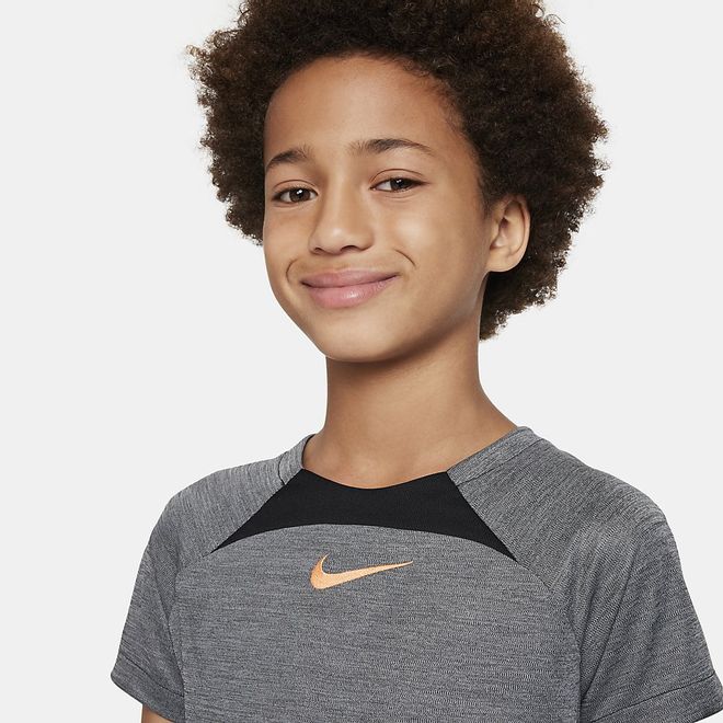 Afbeelding van Nike Dri-FIT Academy Shirt Kids Black Sunset Glow