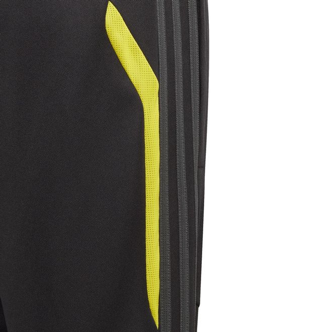 Afbeelding van Manchester United Training Set Kids Collegiate Red