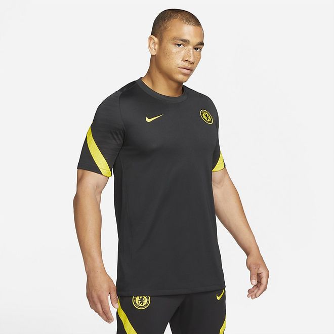 Afbeelding van Chelsea FC Strike Zomerset Black Opti Yellow