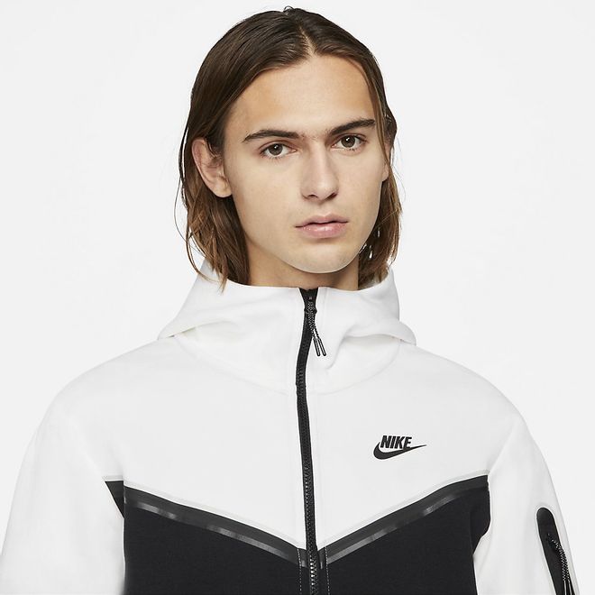 Afbeelding van Nike Sportswear Tech Fleece Hoodie White Black Carbon