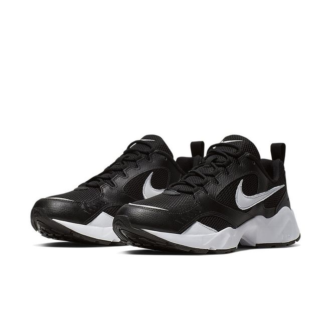 Afbeelding van Nike Air Heights Running Black