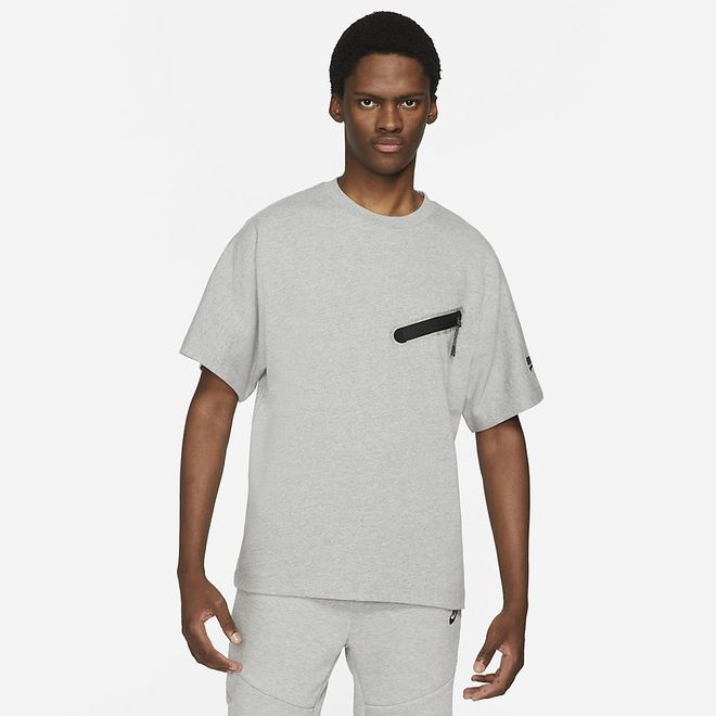 Afbeelding van Nike Sportswear Dri-FIT Tech Essentials Shirt Dark Grey Heather