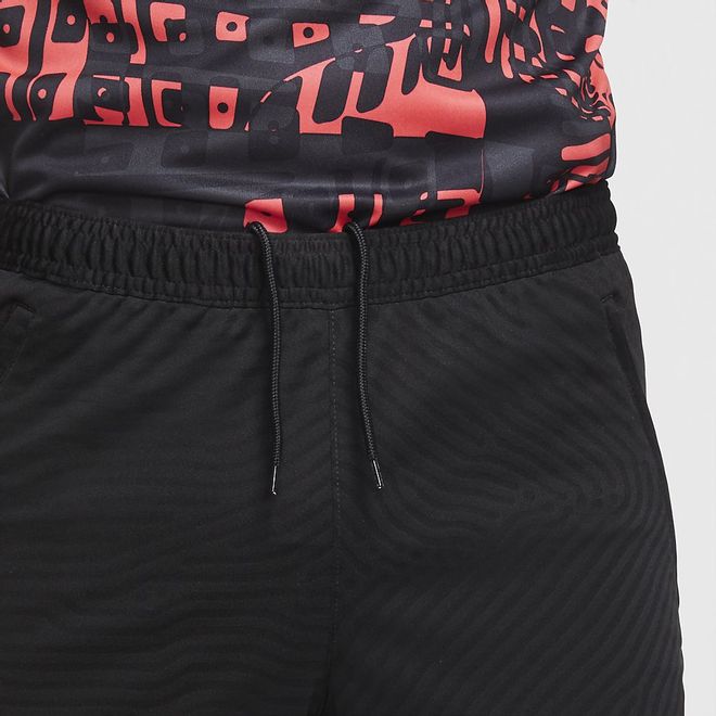 Afbeelding van Liverpool FC Strike Short Set Zwart