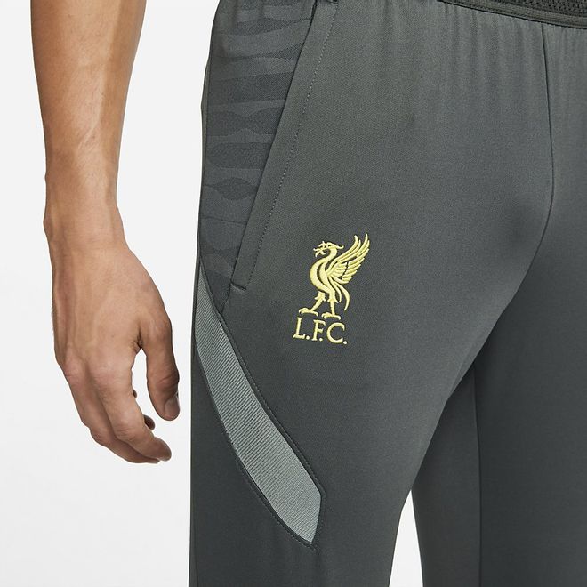 Afbeelding van Liverpool FC Strike Set Wolf Grey