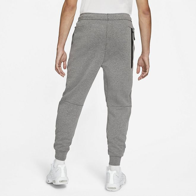 Afbeelding van Nike Tech Fleece Pant Carbon Heather Black