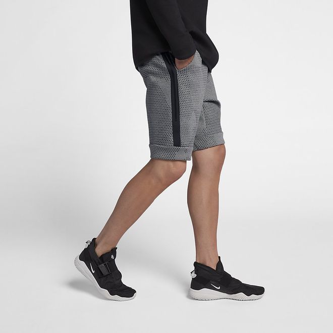 Afbeelding van Nike Sportswear Tech Fleece Short GX 1.0 Carbon Heather