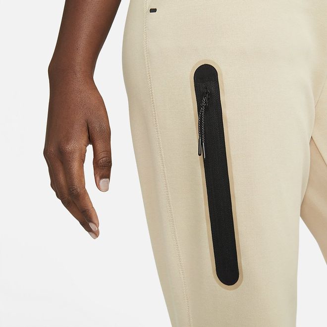 Afbeelding van Nike Tech Fleece Pant Rattan
