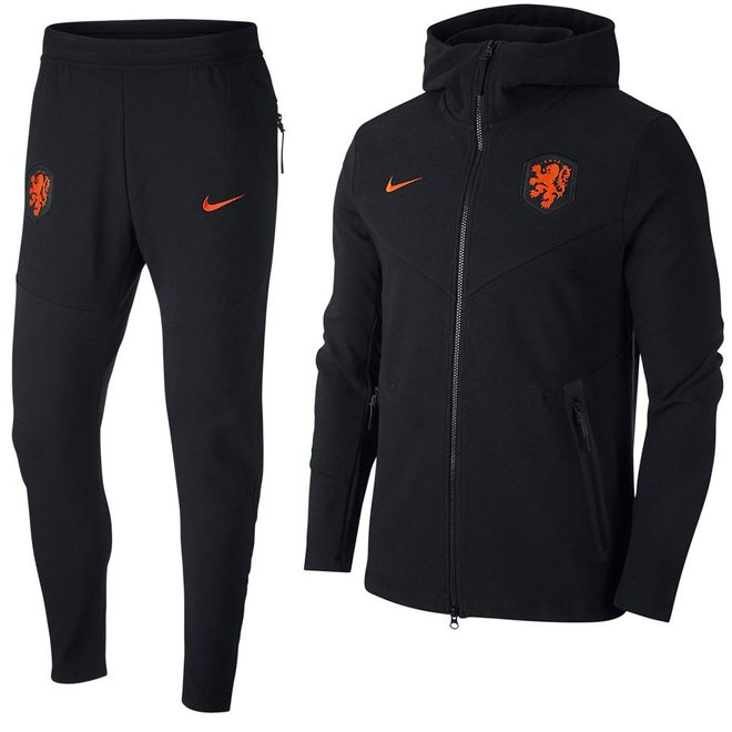 Afbeelding van Nederlands Elftal Tech Pack Set Black