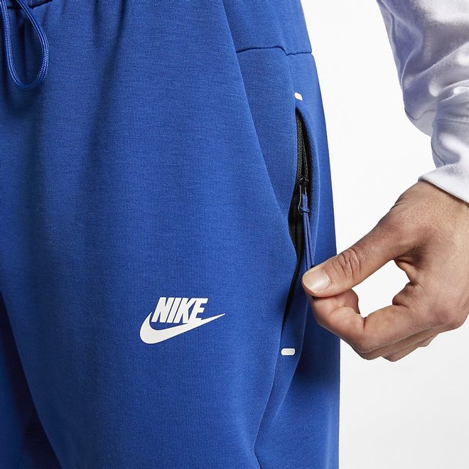Afbeelding van Nike Sportswear Tech Fleece Short Indigo