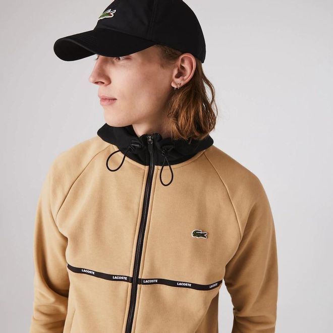 Afbeelding van Lacoste Sport Hooded Vest Beige