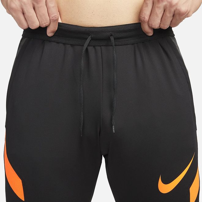 Afbeelding van Nike Dri-FIT Strike Set Black Anthracite Total Orange