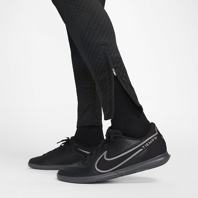 Afbeelding van FC Barcelona Dri-FIT Strike Set Dark Steel Grey