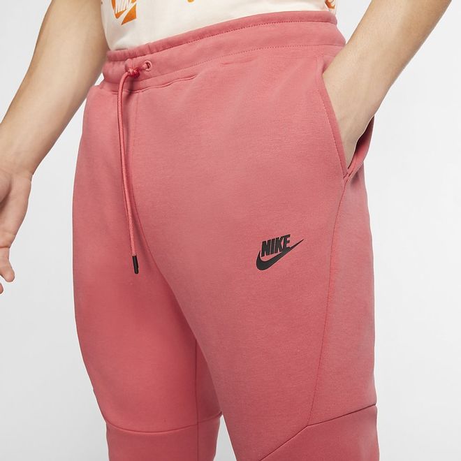 Afbeelding van Nike Tech Fleece Pant Pueblo Red