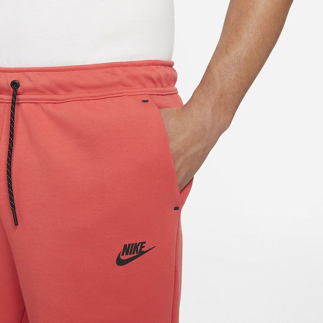 Afbeelding van Nike Sportswear Tech Fleece Short Lobster