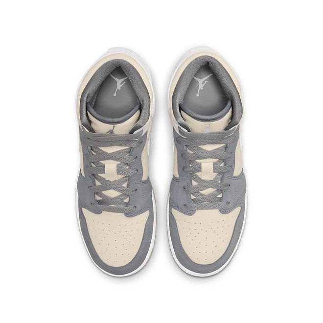 Afbeelding van Nike Air Jordan 1 Mid SE Kids Coconut Milk