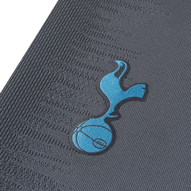 Afbeelding van Tottenham Hotspur FC VaporKnit Set Flint Grey