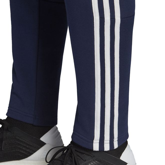 Afbeelding van Real Madrid Seasonal Specials Long Sleeve Tee Set