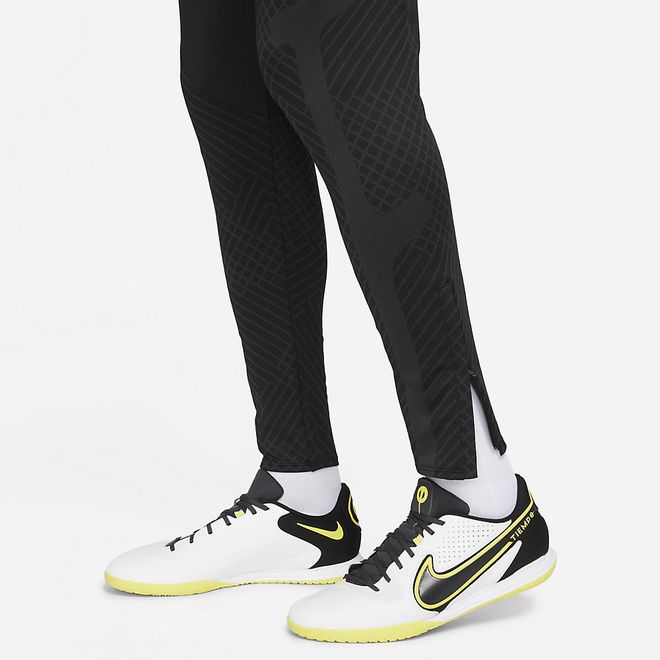 Afbeelding van Nike Dri-FIT Strike Voetbaltraining Set Black