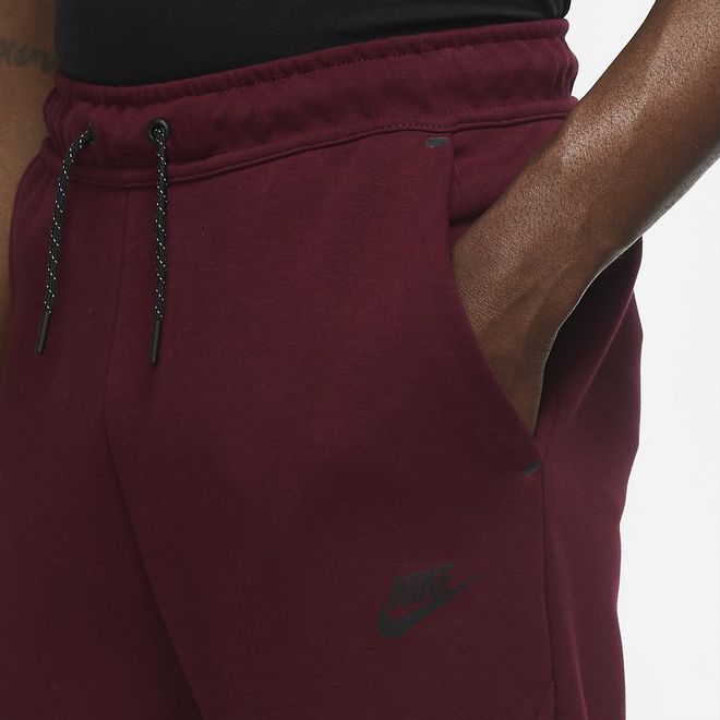 Afbeelding van Nike Tech Fleece Pant Dark Dark Beetroot