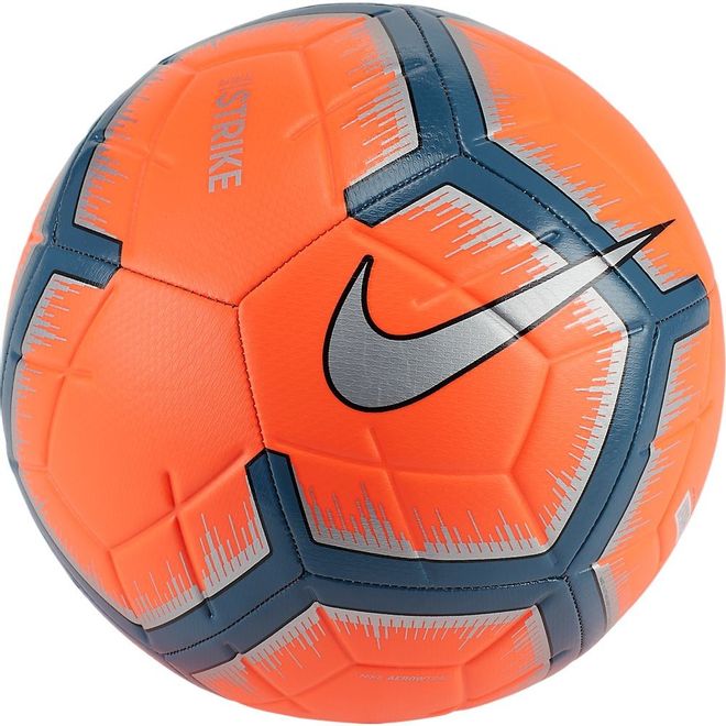 Afbeelding van Nike Strike Voetbal