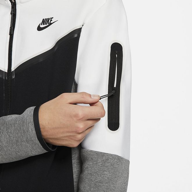 Afbeelding van Nike Sportswear Tech Fleece Hoodie White Black Carbon