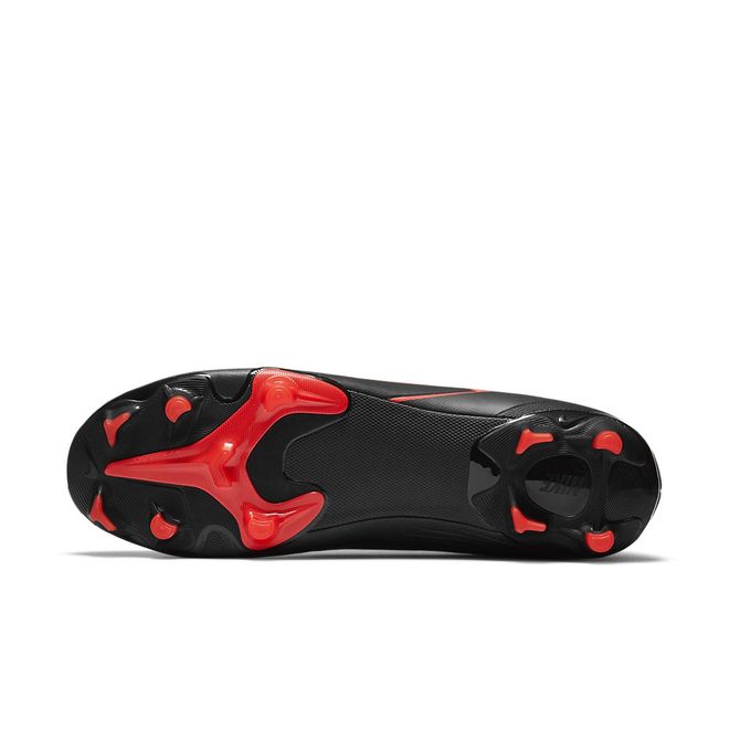 Afbeelding van Nike Vapor 13 Academy FG Black Chile Red
